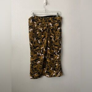 Nine West Women’s Size Zip Midi Skirt Size Large Abstract Olive Green Career